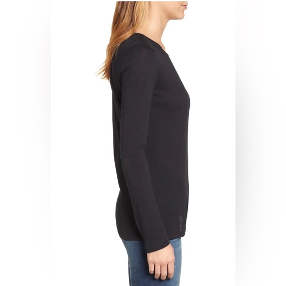 Long Sleeve Crewneck T-Shirt NWOT - Picture 4 of 6